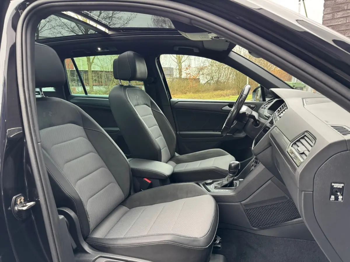 2.0 TSI DSG 4Motion 2x R Line Xenon/Led, Pano, Keyless, Virtual, 360 Camera