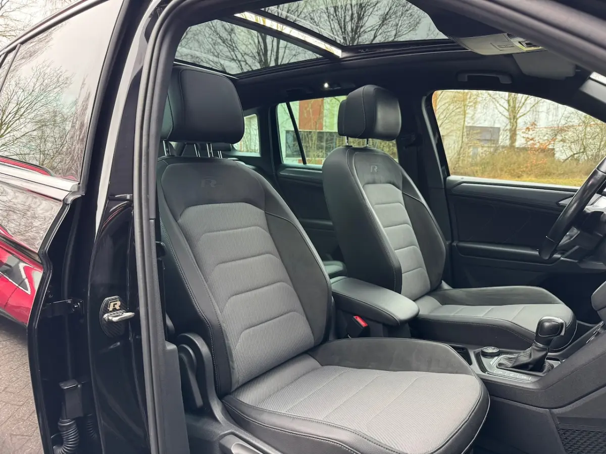 2.0 TSI DSG 4Motion 2x R Line Xenon/Led, Pano, Keyless, Virtual, 360 Camera