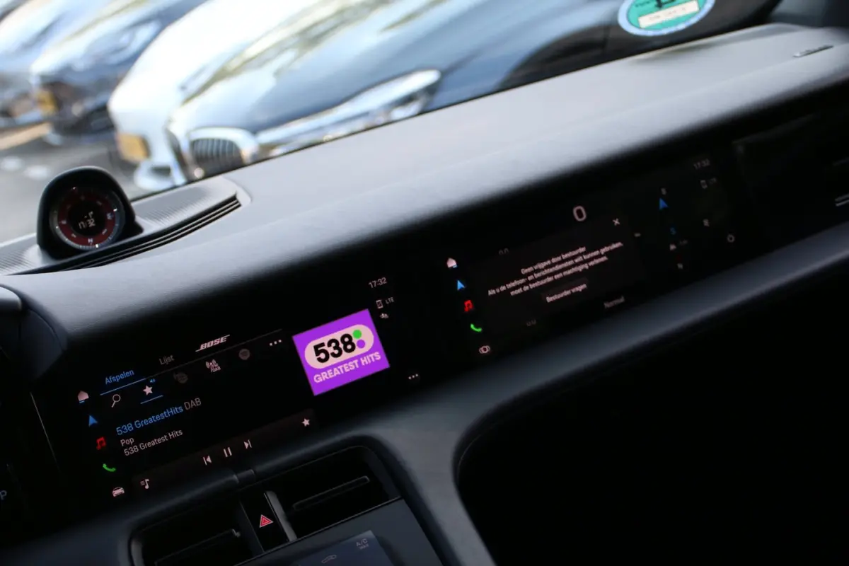 4 93 kWh INNODRIVE PANO-DAK BTW-AUTO