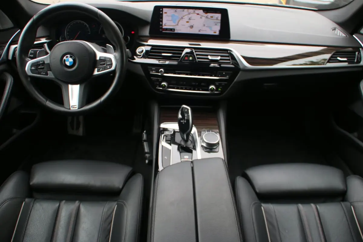 530d High Executive 17.995, - NETTO EXPORT PRICE