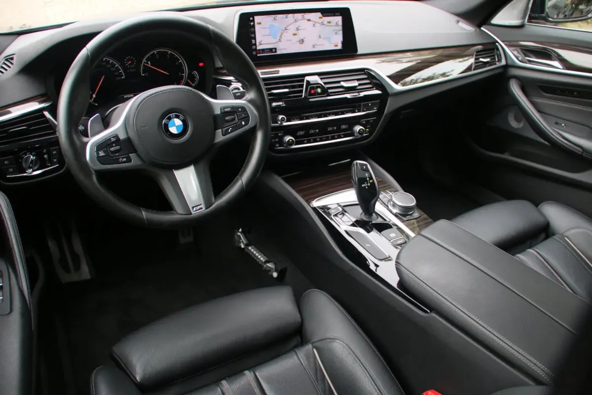 530d High Executive 17.995, - NETTO EXPORT PRICE