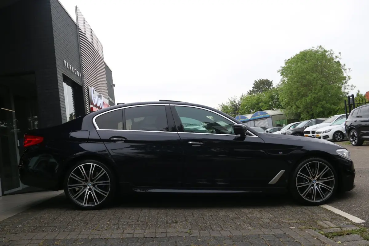 530d High Executive 17.995, - NETTO EXPORT PRICE
