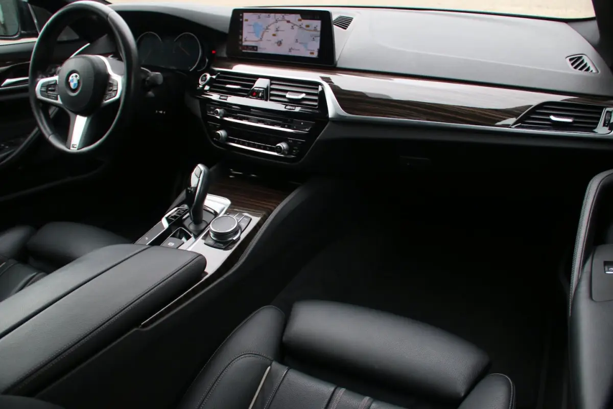 530d High Executive 17.995, - NETTO EXPORT PRICE