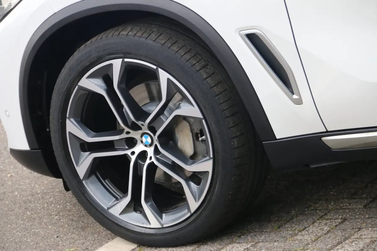 XDrive30d High Executive 29.995, - NETTO EXPORT PRICE