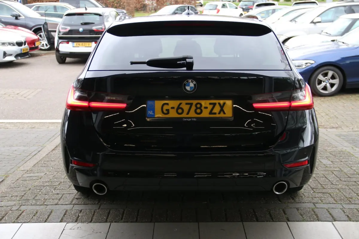 320i Executive Edition NL-AUTO NAP AUTOMAAT