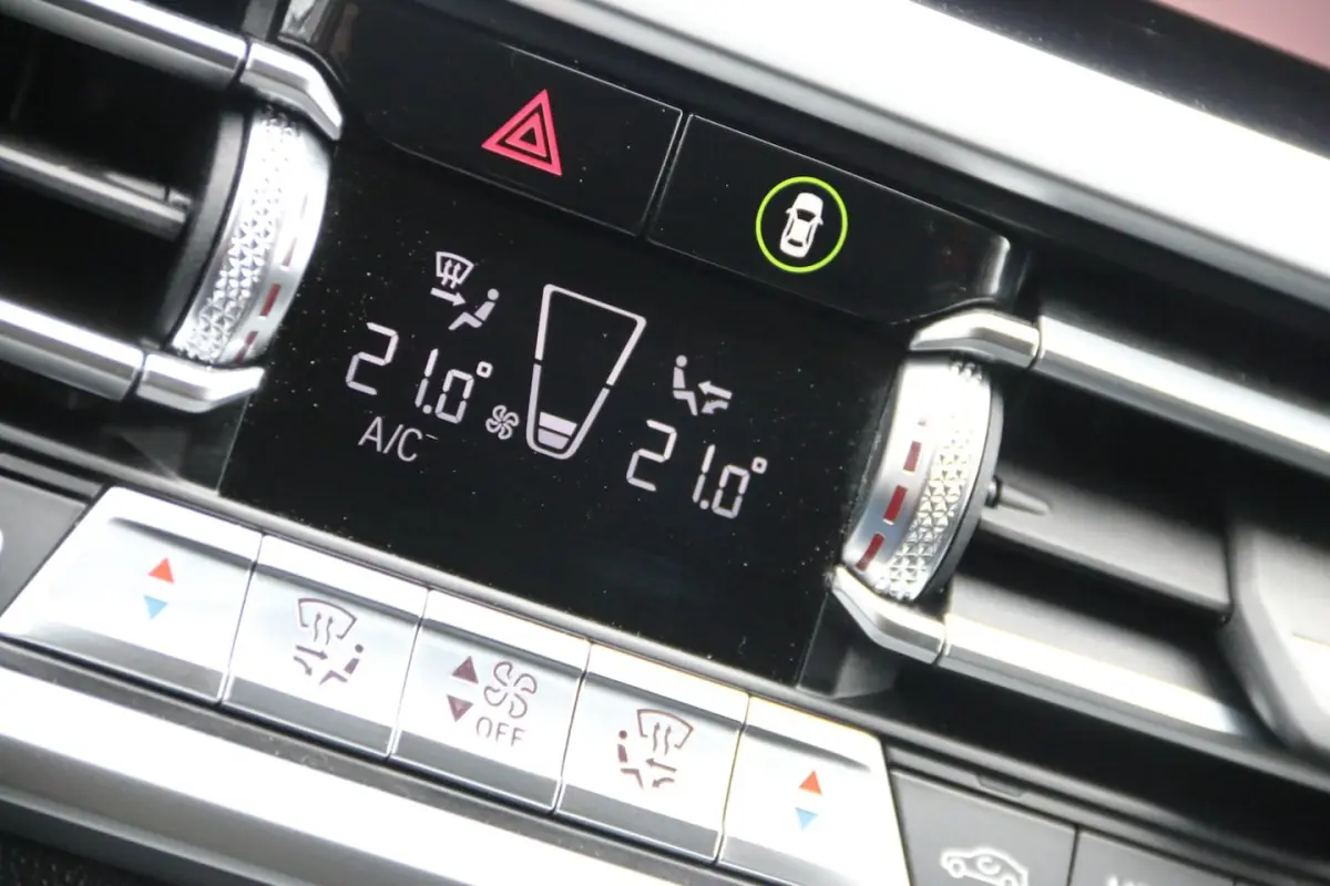 320i Executive Edition NL-AUTO NAP AUTOMAAT