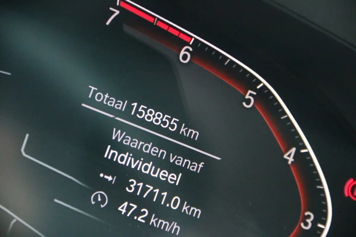 320i Executive Edition NL-AUTO NAP AUTOMAAT