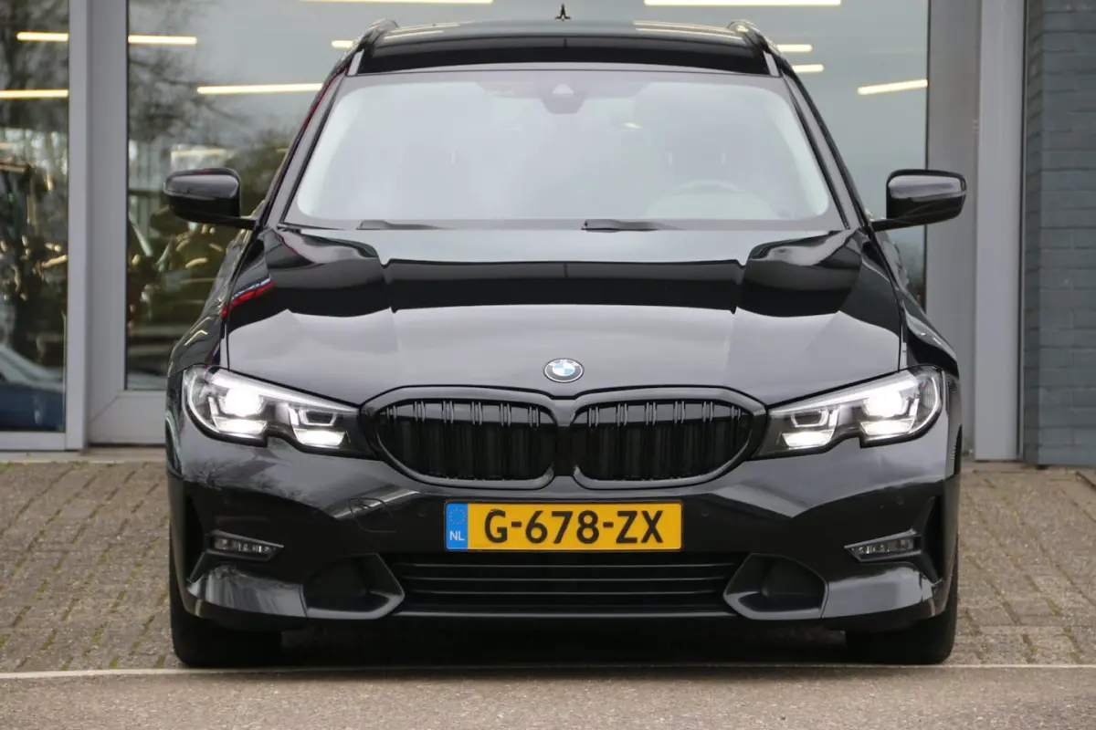 320i Executive Edition NL-AUTO NAP AUTOMAAT