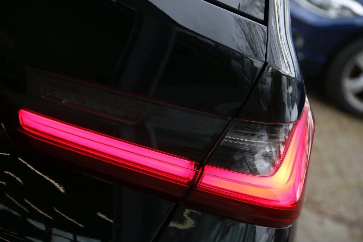 320i Executive Edition NL-AUTO NAP AUTOMAAT