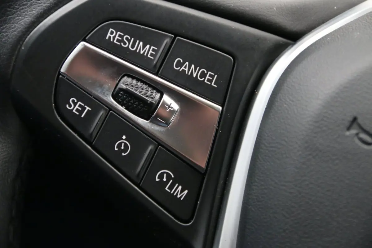 320i Executive Edition NL-AUTO NAP AUTOMAAT