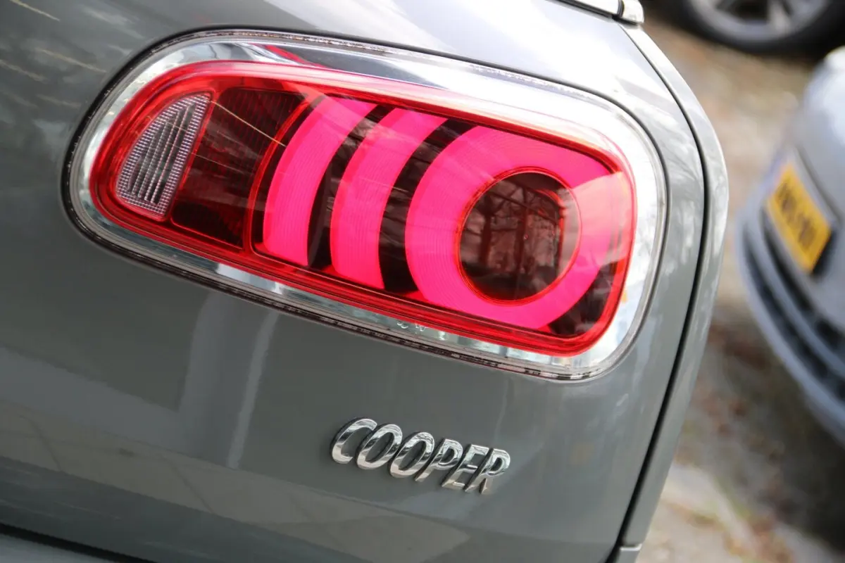 1.5 Cooper Chili Serious Business AUTOMAAT NL-AUTO NAP