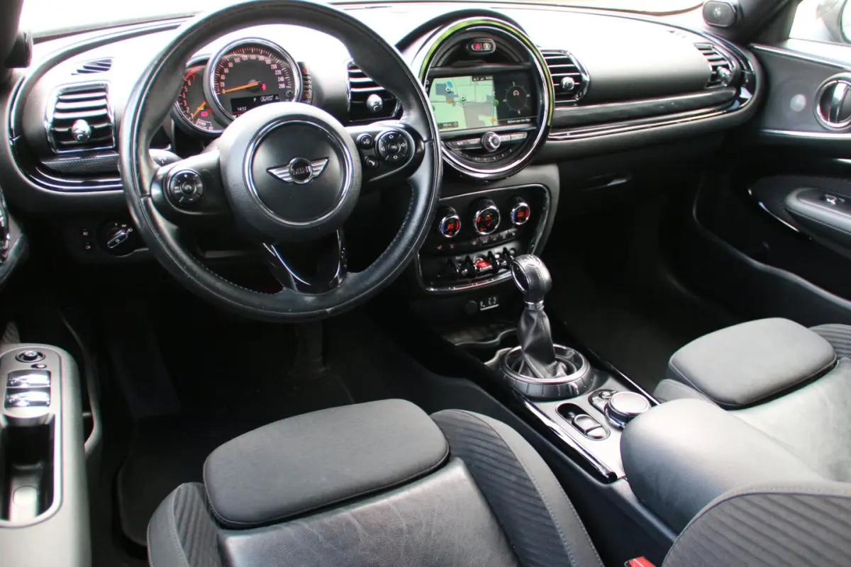 1.5 Cooper Chili Serious Business AUTOMAAT NL-AUTO NAP