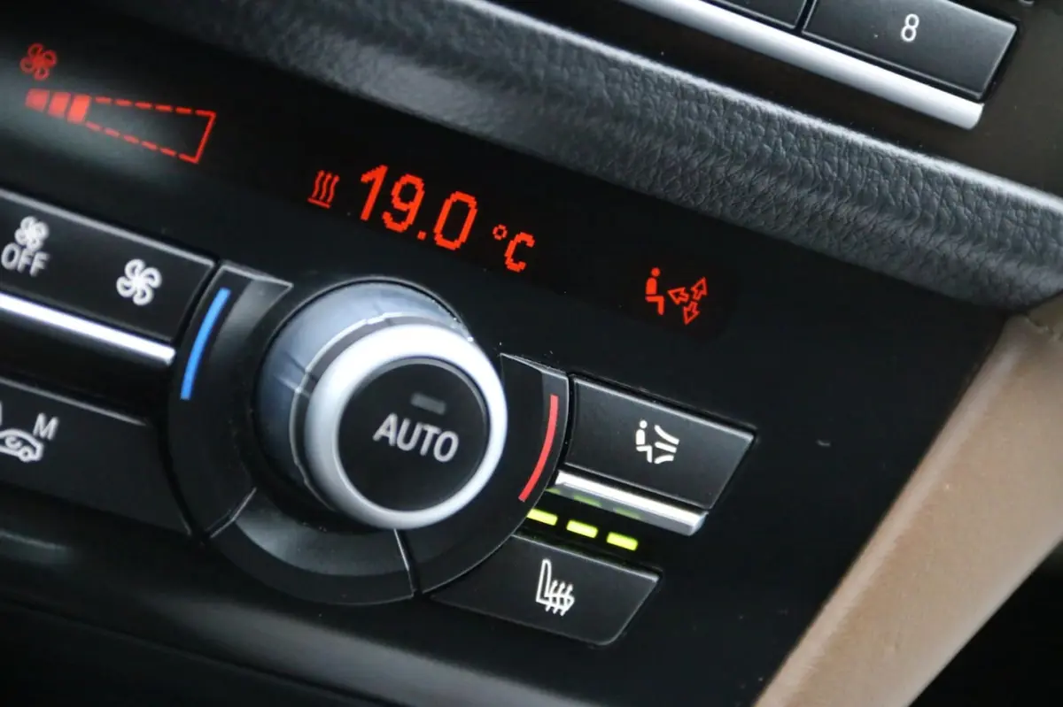 550i High Executive DEALER OND. NL-AUTO NAP