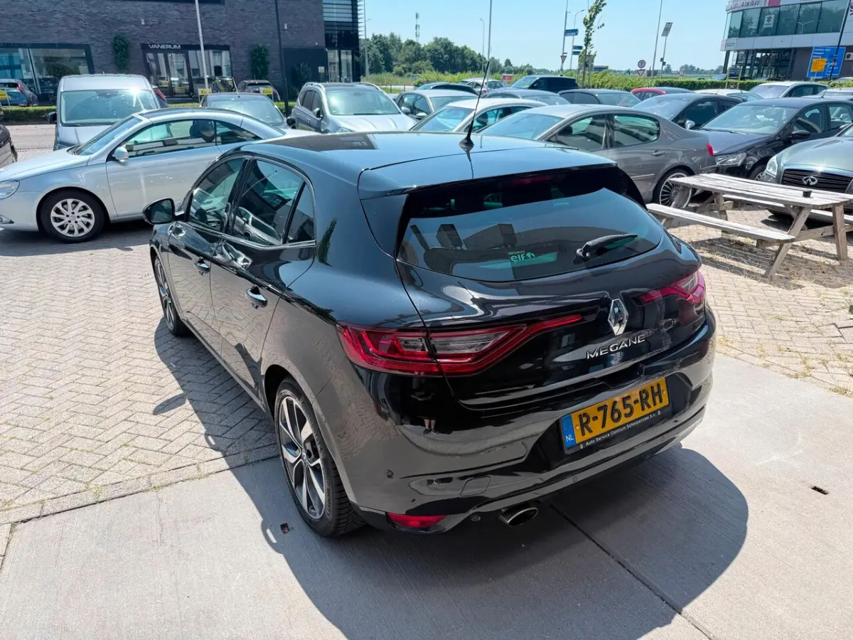 1.2 TCe BOSE GT-Line LED CAMERA VOL OPTIES INRUIL MOGELIJK