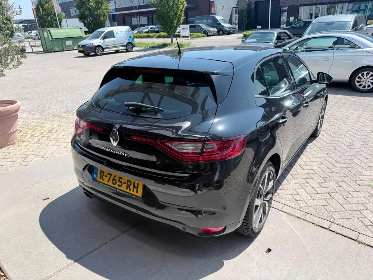 1.2 TCe BOSE GT-Line LED CAMERA VOL OPTIES INRUIL MOGELIJK
