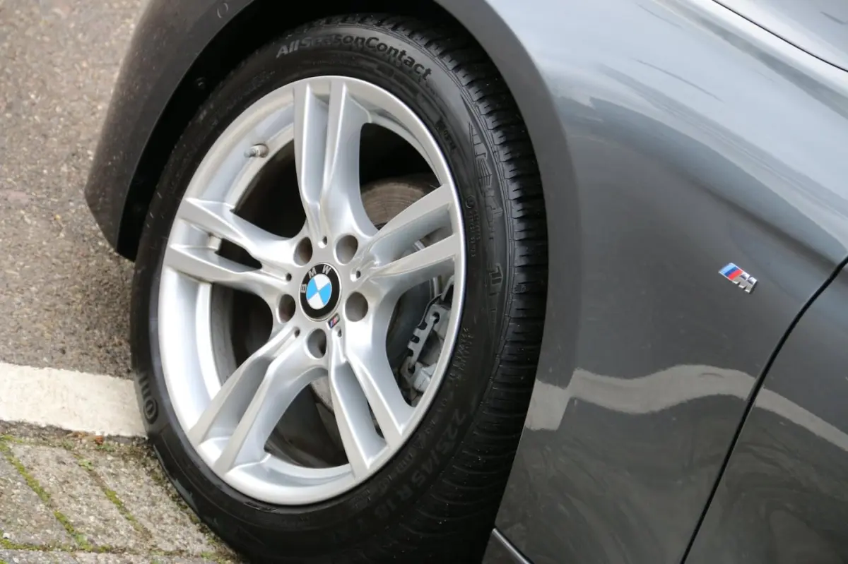 318i M-PAKKET PANO-DAK NL-AUTO NAP CAMERA