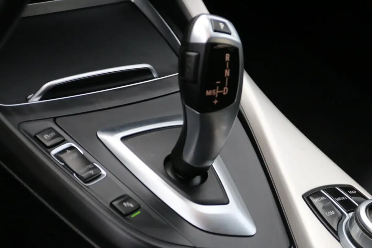 118i Corporate Lease Executive AUTOMAAT NL-AUTO NAP
