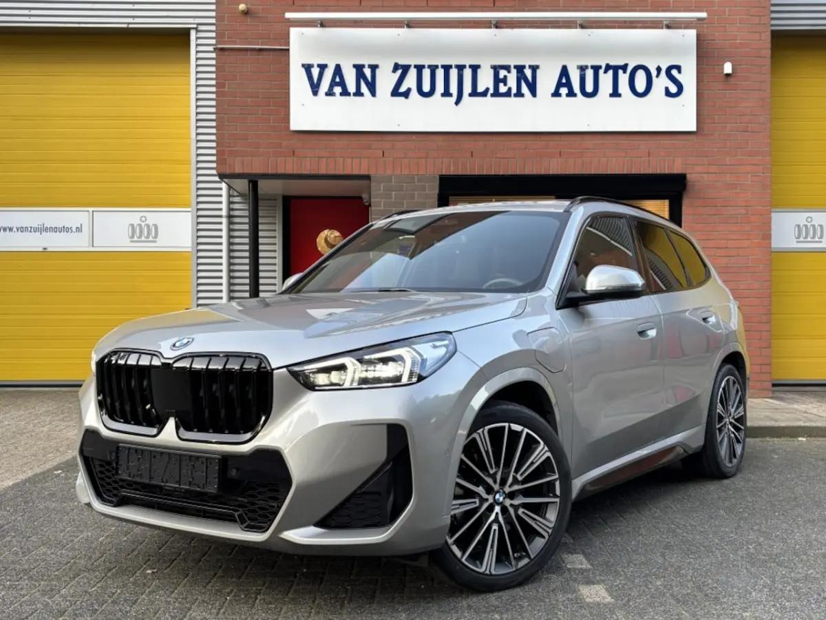 xDrive30e M-Sport Pano 20" Head-Up Trekhaak HK Memory 360Â° ACC