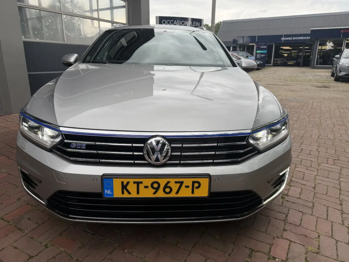1.4 TSI GTE Connected Series Plus Panodak, 18Inch, Trekhaak, Camera 2016 Vol optie 204pk