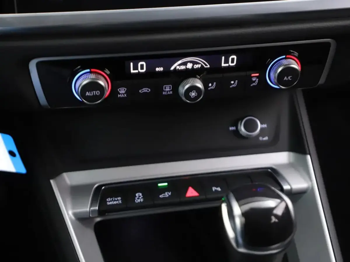 45 TFSI e S edition | ex BPM | Design | 19"| LED | MMI Navi | camera | ACC | Ambiente | el