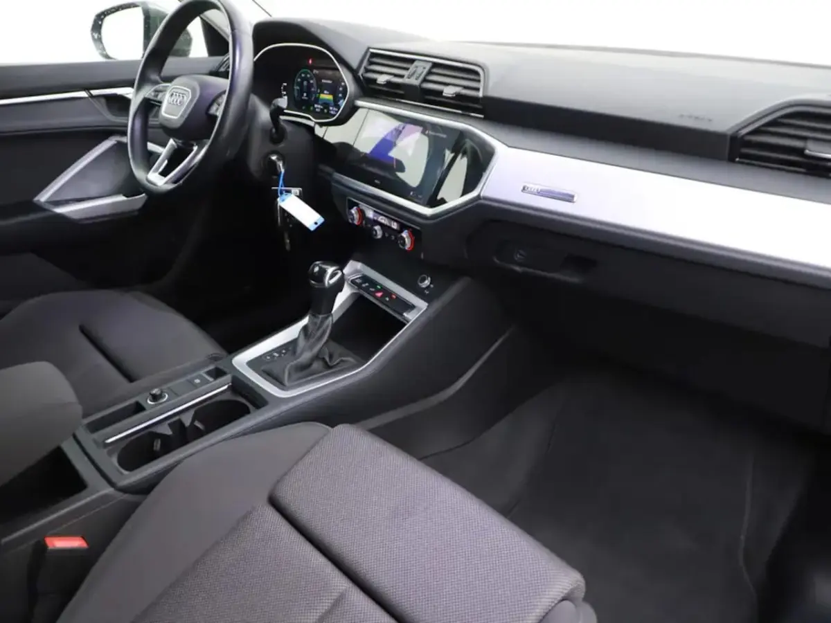 45 TFSI e S edition | ex BPM | Design | 19"| LED | MMI Navi | camera | ACC | Ambiente | el