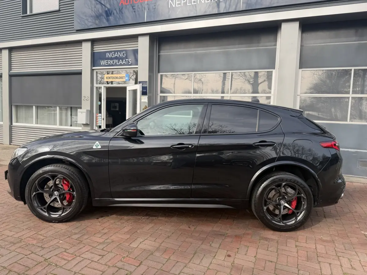 2.9 V6 AWD Quadrifoglio 510 PK Adaptive Cruise Harman Kardon Keyless 20''