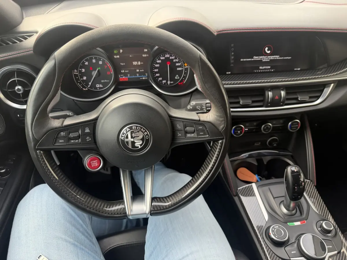 2.9 V6 AWD Quadrifoglio 510 PK Adaptive Cruise Harman Kardon Keyless 20''