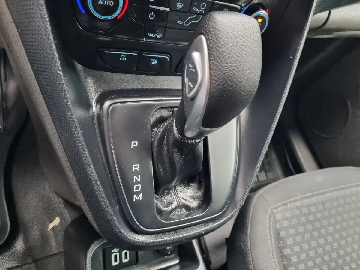 Koelwagen L2 1.5 TDCI Automaat XARIOS 200 ST 230V Euro 6