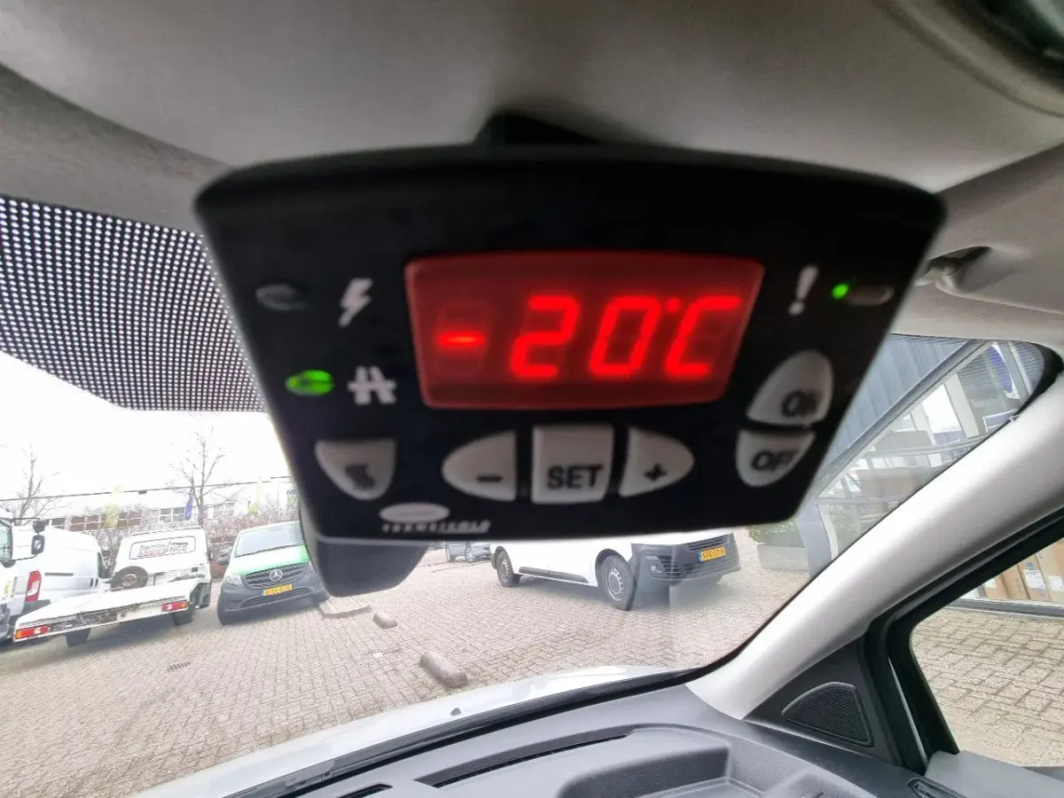Koelwagen L2 1.5 TDCI Automaat XARIOS 200 ST 230V Euro 6