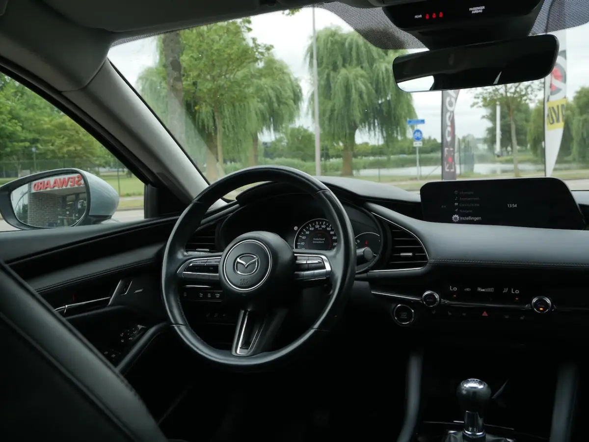 3 Sedan Skyactiv-X 186pk Luxury | Bose Premium | CarPlay | Camera | Luxe Leder interieur |