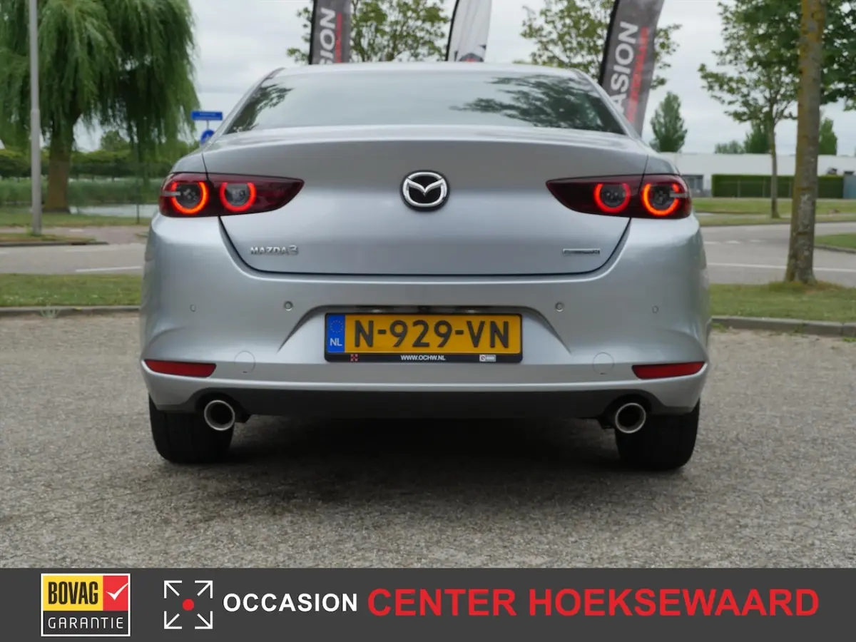 3 Sedan Skyactiv-X 186pk Luxury | Bose Premium | CarPlay | Camera | Luxe Leder interieur |