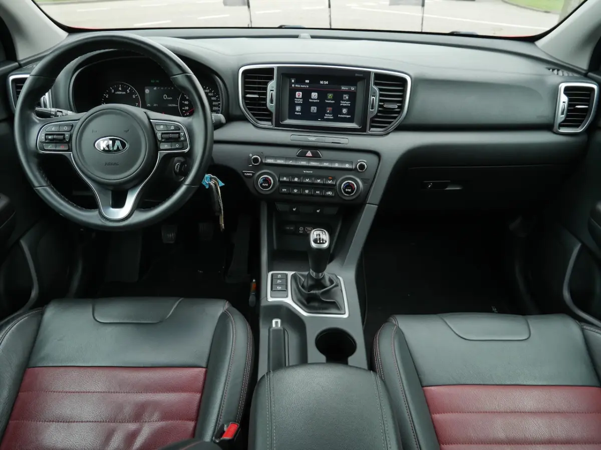 1.6 GDi DynamicLine | Stoelverw. | Carplay | Camera | Leder |