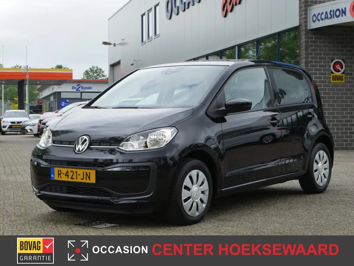 1.0 MPI Move Up | Airco | Bluetooth | Dab+ | Black Pearl |