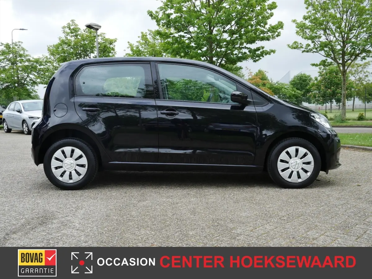 1.0 MPI Move Up | Airco | Bluetooth | Dab+ | Black Pearl |