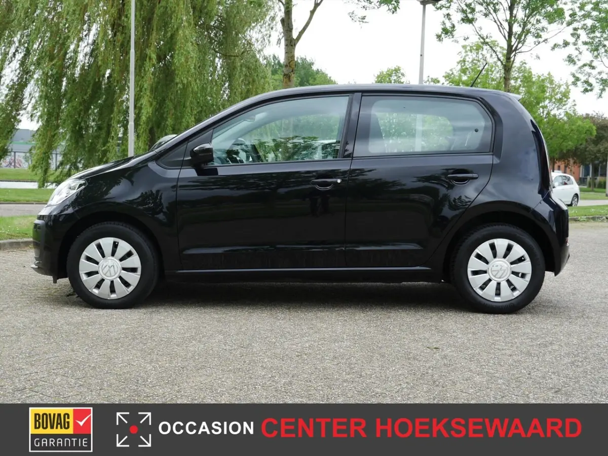 1.0 MPI Move Up | Airco | Bluetooth | Dab+ | Black Pearl |