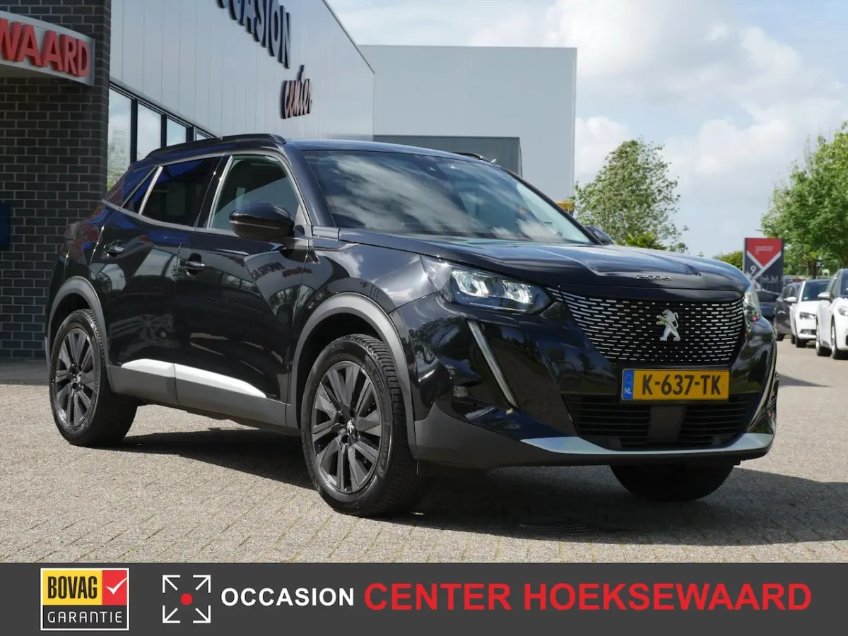 1.2 Puretech 131pk EAT8 Blue Lease Allure | Automaat | Leder interieur | Keyless |