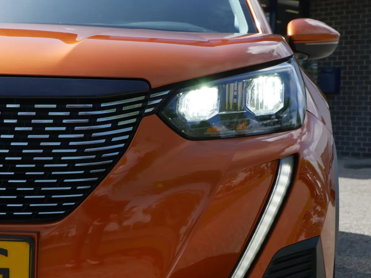 1.2 Puretech Allure | 3D Navi | Camera | Full-Led | Carplay |