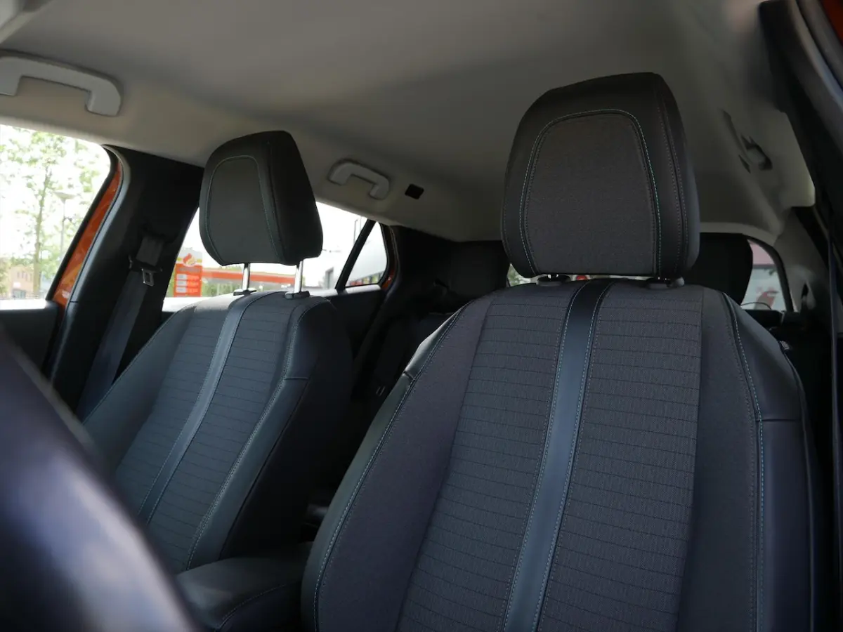 1.2 Puretech Allure | 3D Navi | Camera | Full-Led | Carplay |