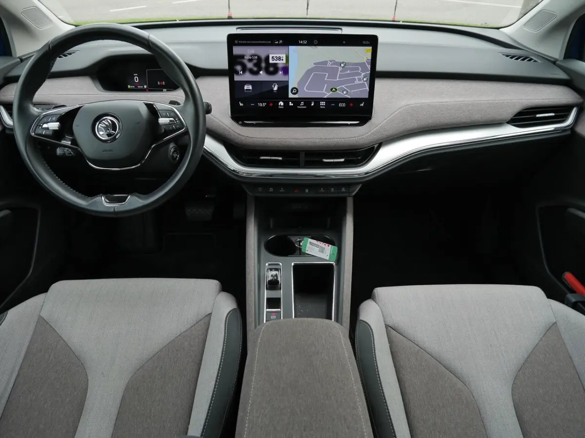 60kWh 180pk First Edition | SOH 90% | 20"inch | Carplay |