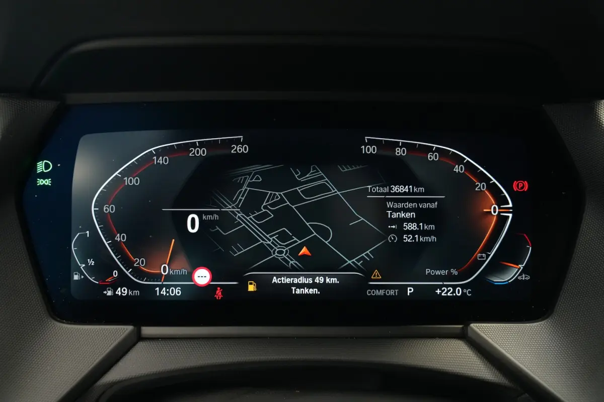 118i Business Edition Plus Keyless Go PDC LED CArplay 24 Maanden garantie* (Vraag naar de