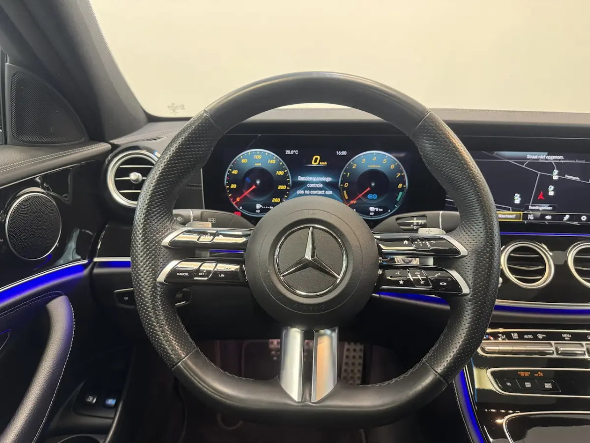 300 e AMG Line PDC ACC Schuifkanteldak 360 Camera 20 inch