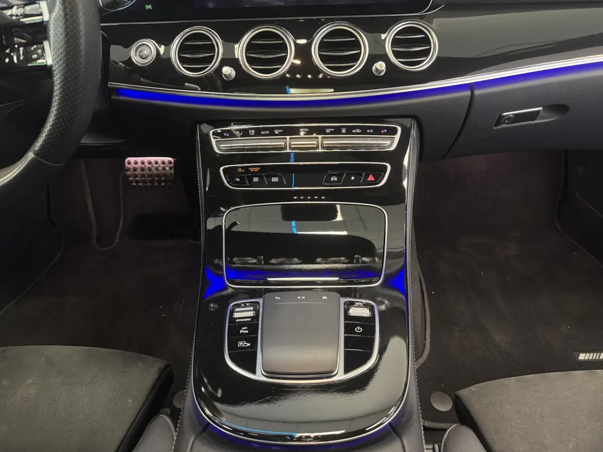 300 e AMG Line PDC ACC Schuifkanteldak 360 Camera 20 inch