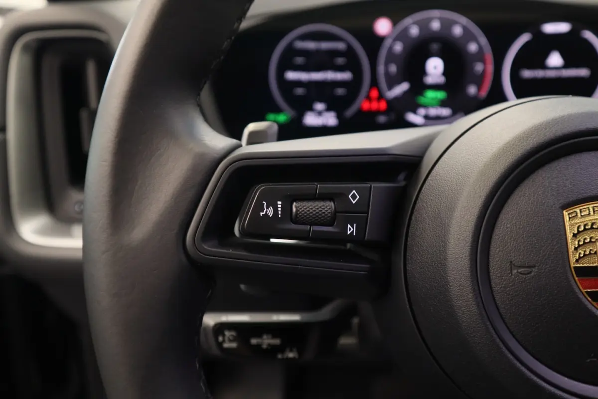 3.0 E-Hybrid Sport Chrono Keless Go Memory 24 Maanden garantie* (Vraag naar de voorwaarden