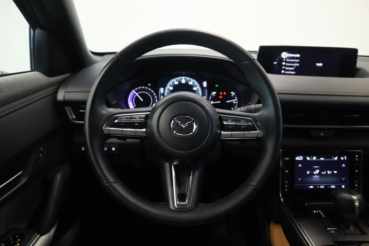 e-SkyActiv R-EV 170 Exclusive-line LED ACC PDC Camera 24 Maanden garantie* (Vraag naar de