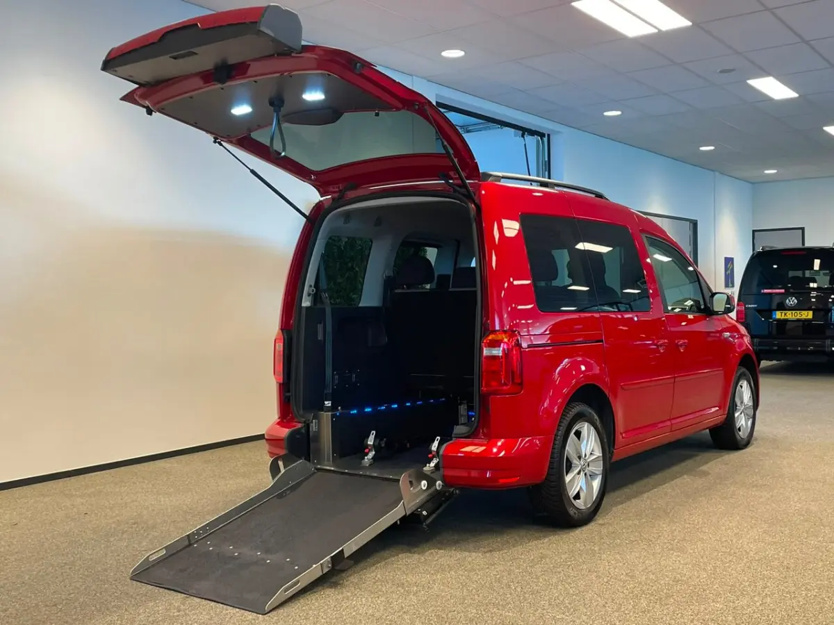 L1 Rolstoelauto Automaat 3+1 of 5+0