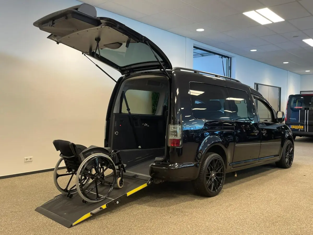 Rolstoelauto Automaat 5+1 DIESEL