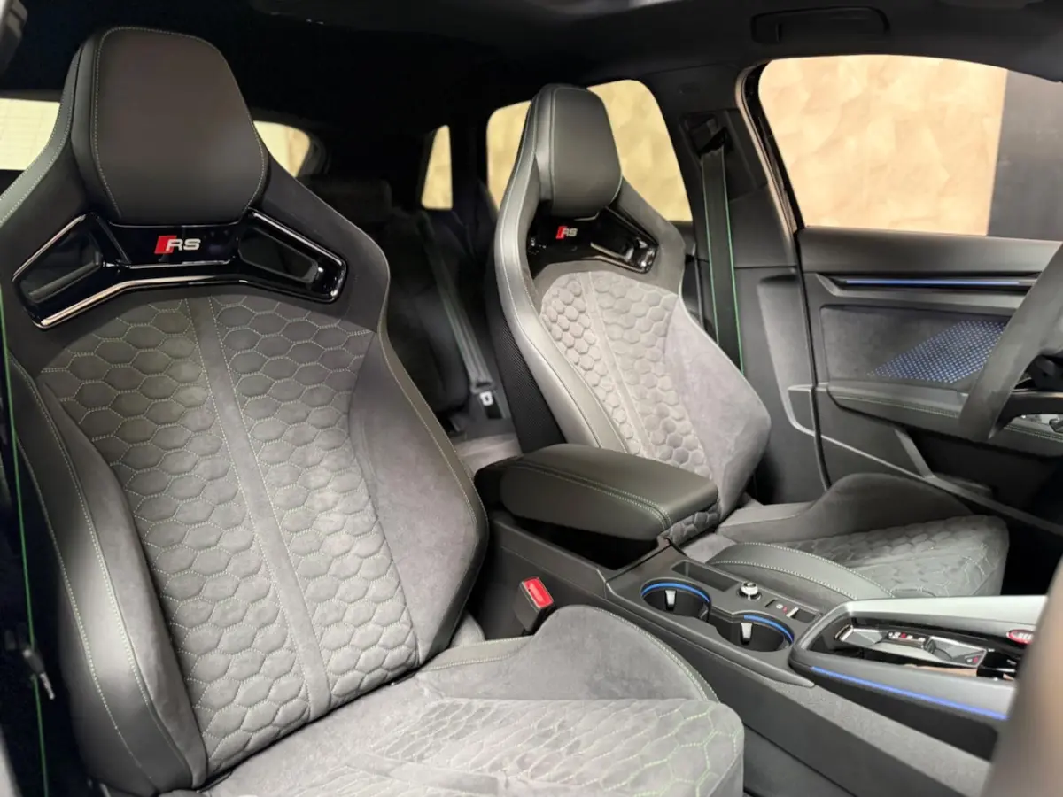 Sportback 2.5 TFSI RS 3 quattro | Pano | carbon | Kuipstoelen | ACC | Keyless | Sfeerverli
