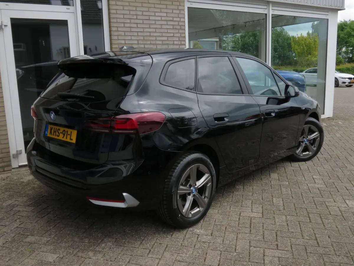 225e xDrive Camera|CarPlay|Cruise|Navi|Stoel verw.|Clima|DAB+