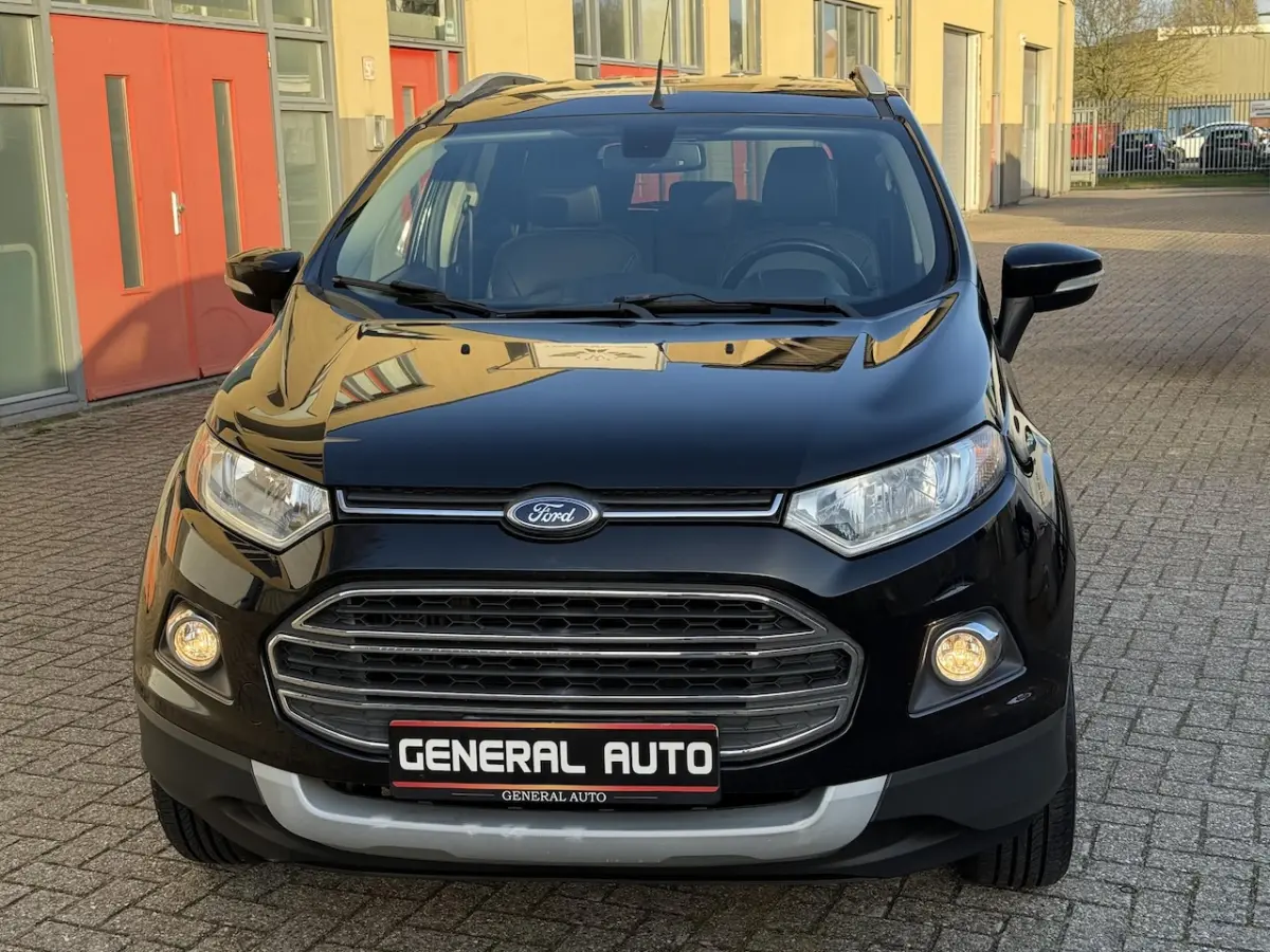 1.0 EcoBoost Titanium, Trekhaak, New DistributieRi