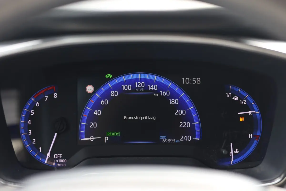 2.0 HYBRID GR-SPORT I CAMERA I CARPLAY I ACC | ECC